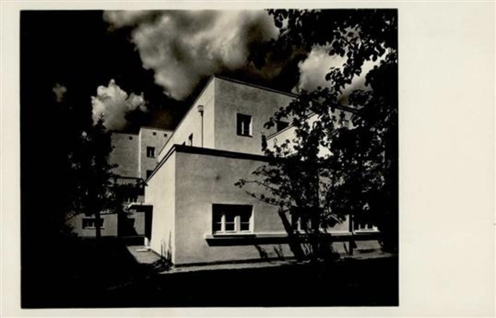 Bauhaus STUTTGART Werkbund-Ausstellung Die Wohnung 1927 I-II