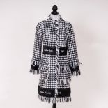 Dolce & Gabbana. Wollmantel 'Houndstooth Coat in Black and White'.