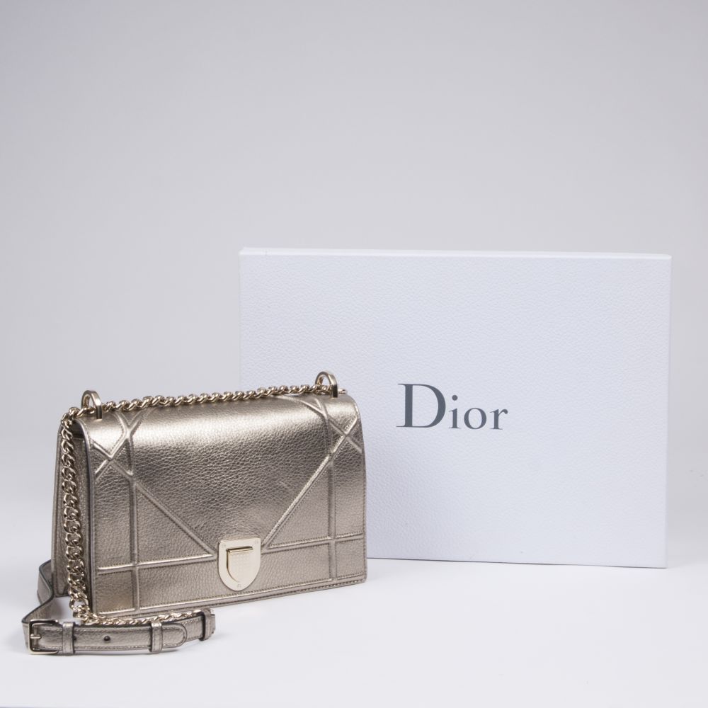 Christian Dior. Diorama Clutch Metallic Champagne. - Image 2 of 2