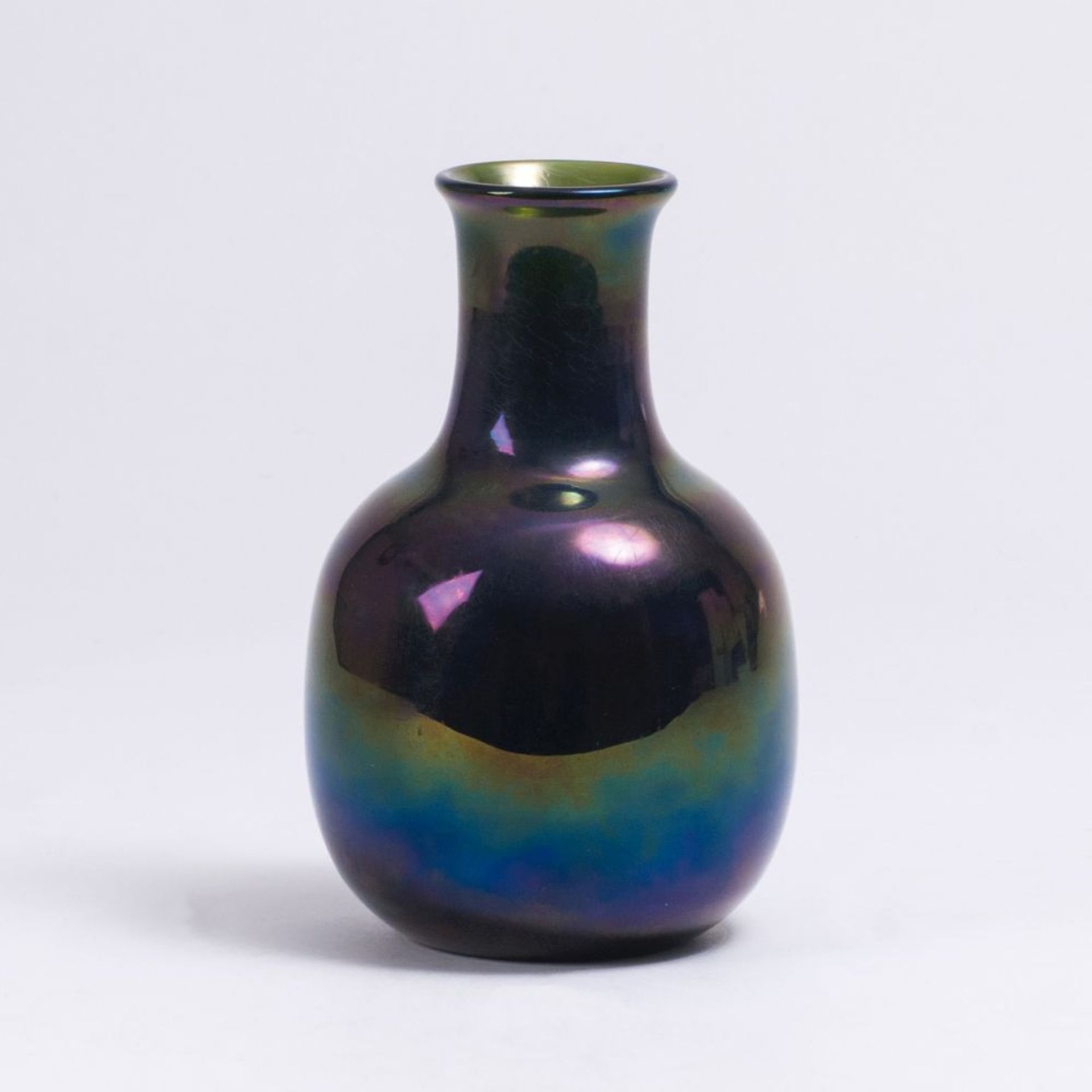 Carlo Scarpa (Venedig 1906 - Sendai/Japan 1978). 'Vaso cinese' für Venini. Murano, um 1940.