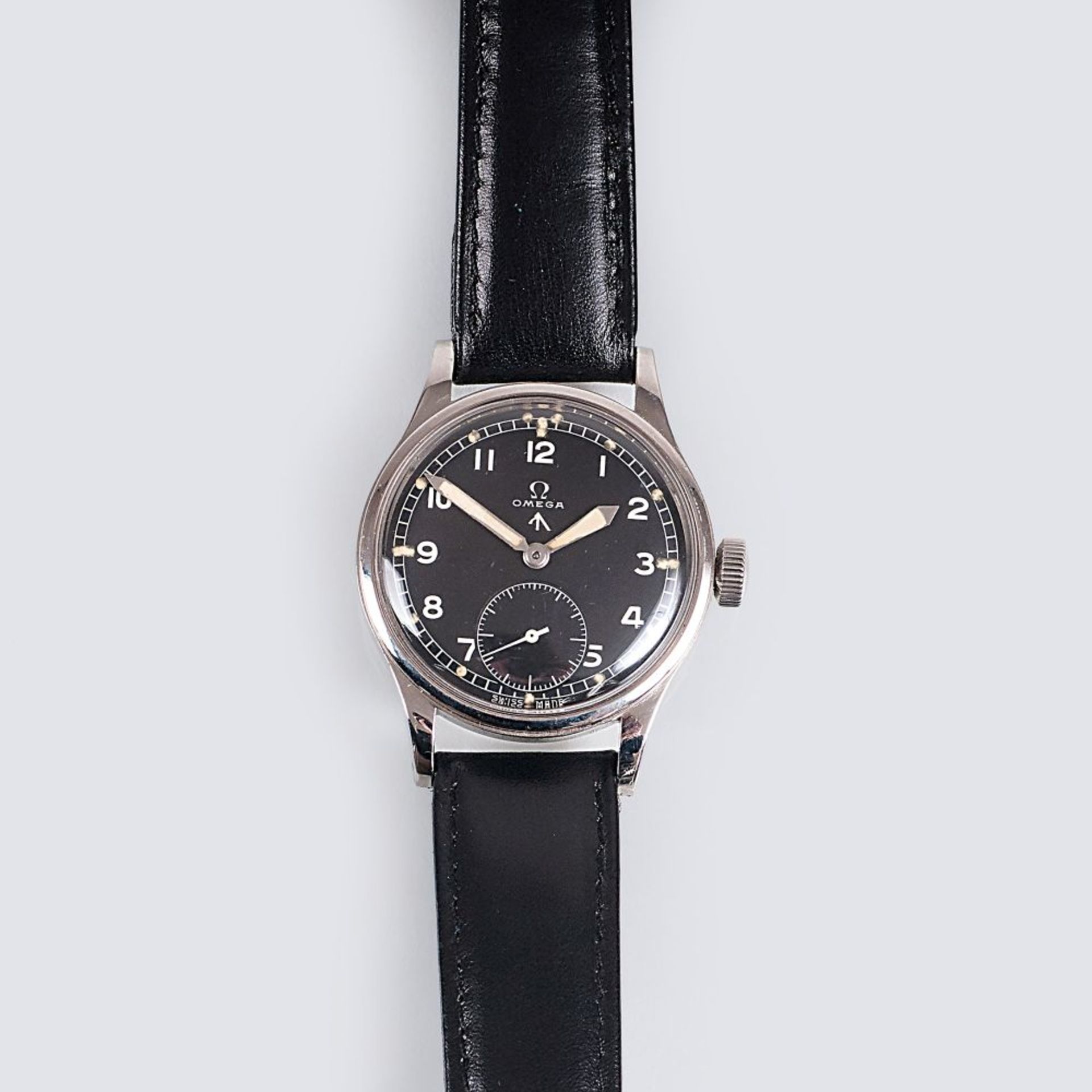 Omega gegr. 1848 in La Chaux-de-Fonds. Royal Air Force Flieger-Armbanduhr. Um 1944 - 47.