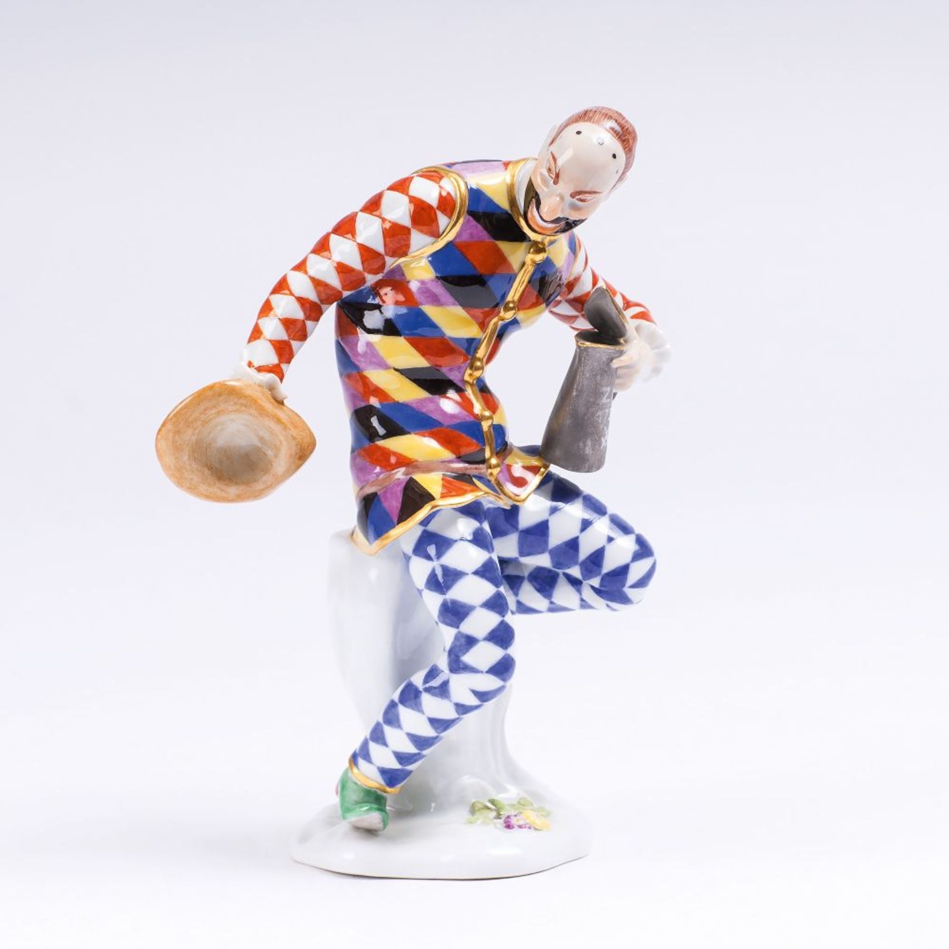 Johann Joachim Kaendler (Fischbach/Sachsen 1706 - Meissen 1775). Figur 'Harlekin'.