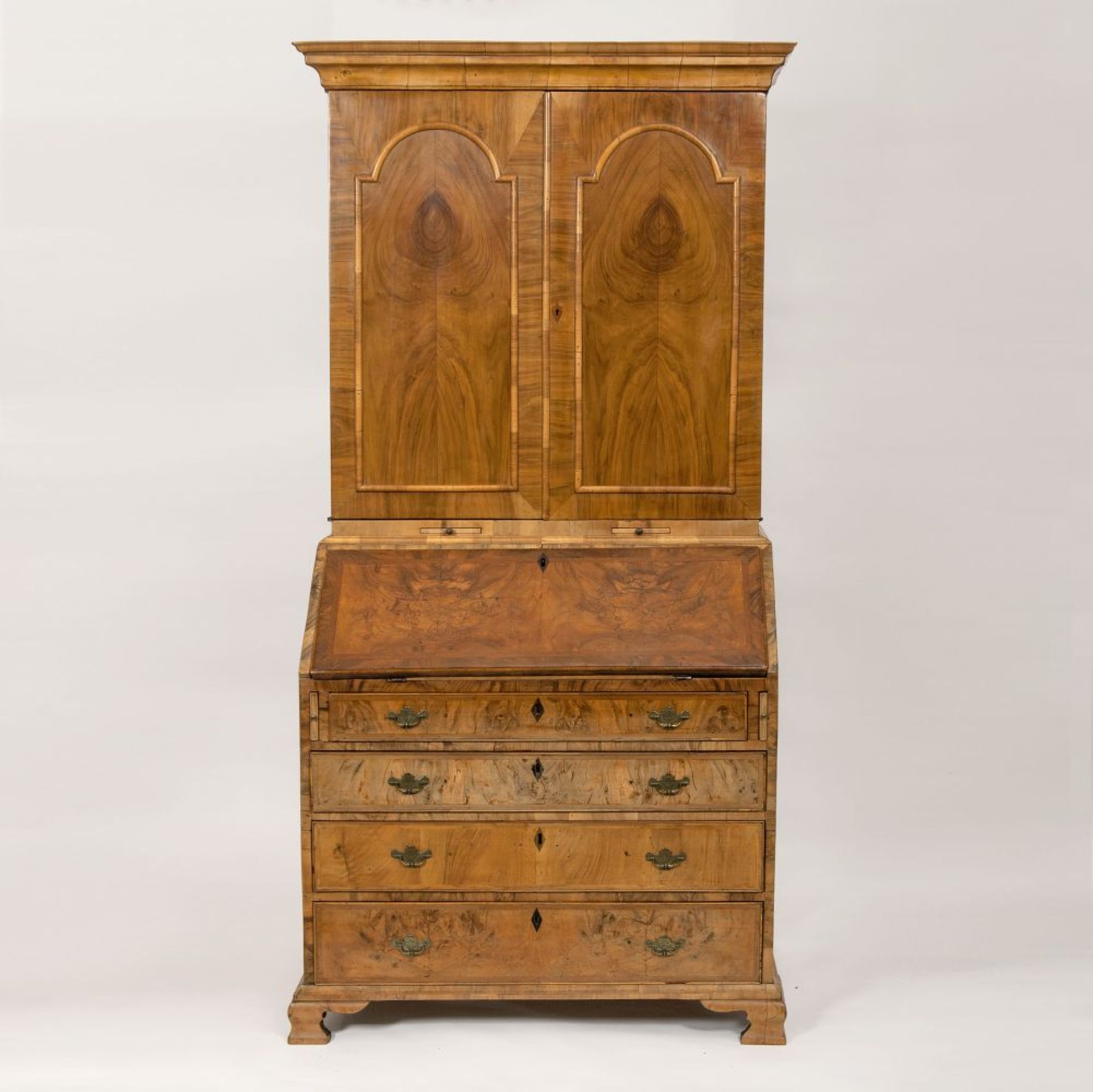 George II Bureau Bookcase. - Bild 2 aus 2