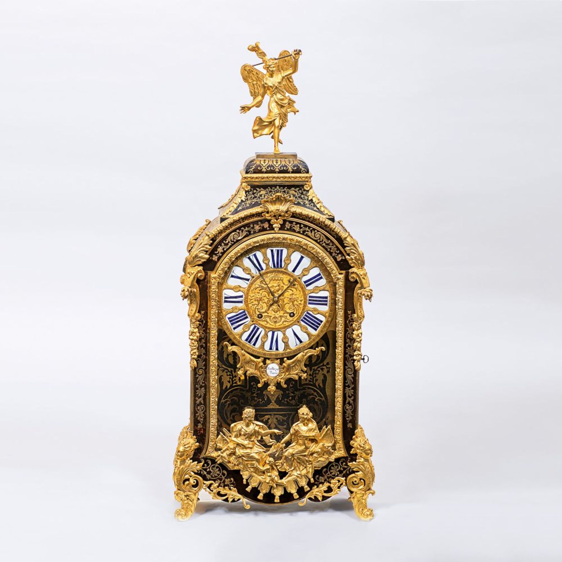 Prachtvolle, große Louis XV Boulle Carteluhr mit Konsole von Baltazar Paris.