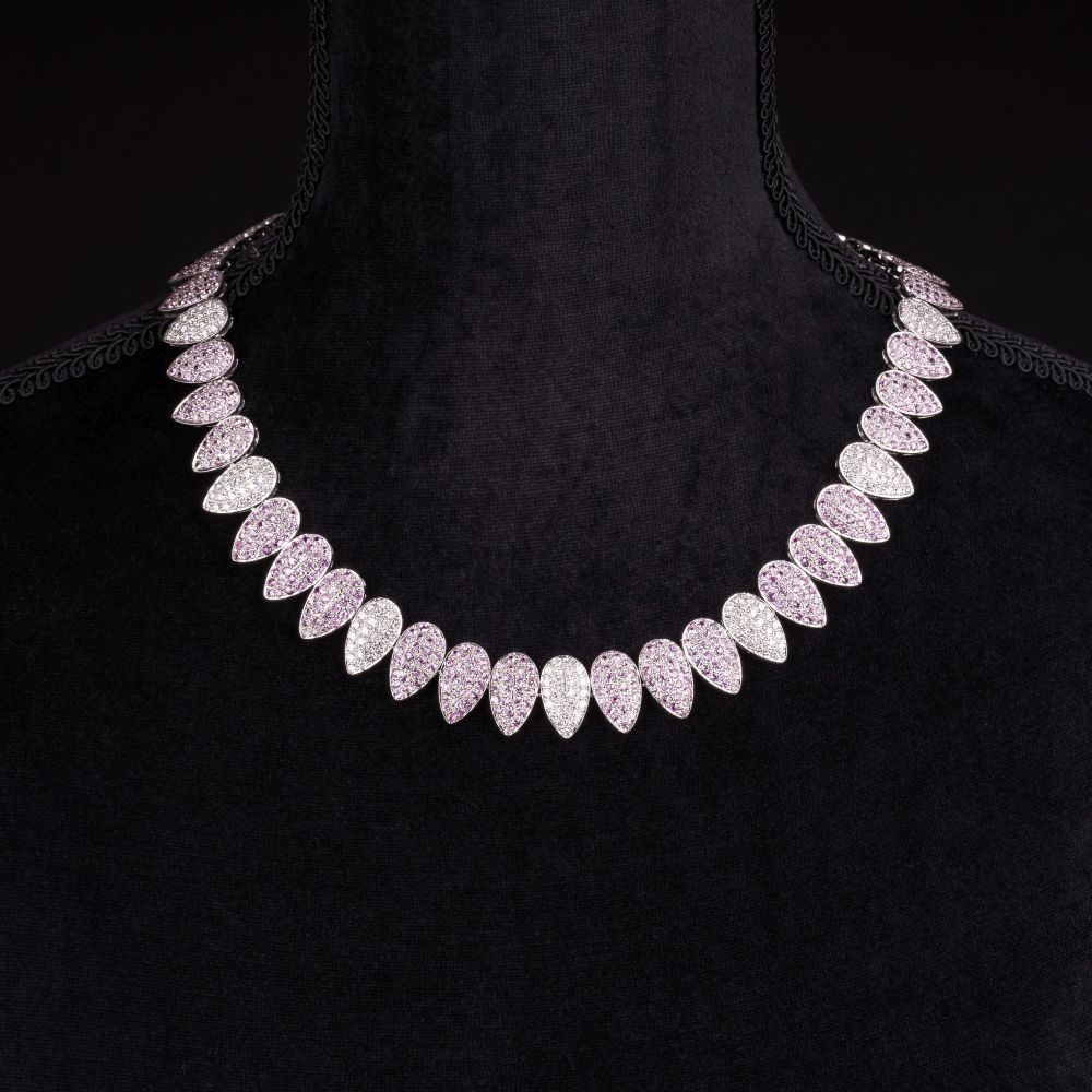 Farbfeines Diamant-Collier mit Pink-Saphiren. - Image 2 of 2