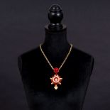 Dolce & Gabbana. Collier 'Devotion con Cuore' mit Herz- und Rosendekor.