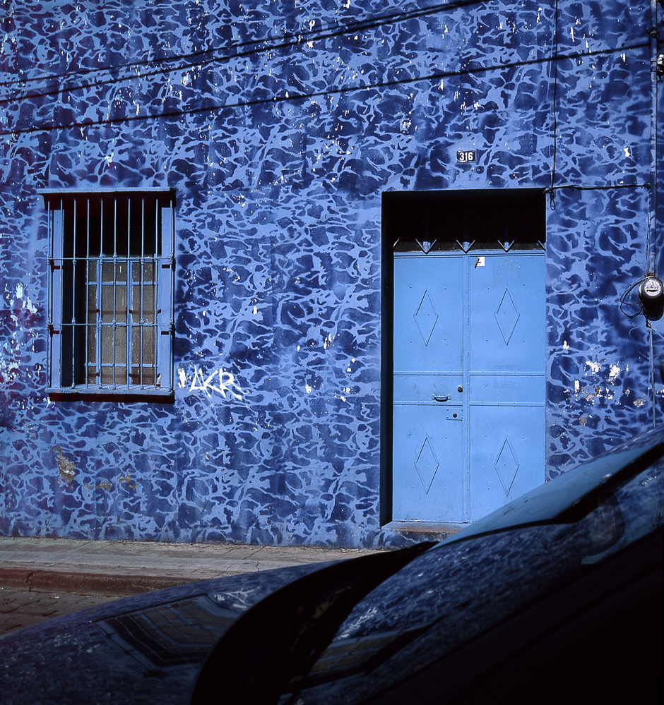 PABLO AGUINACO LLANO - Atlixco Azul - Color analogue photograph
