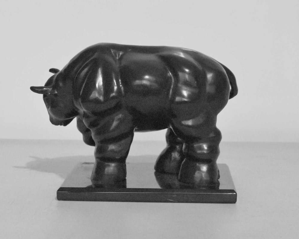 FERNANDO BOTERO [imputee] - Toro - Bronze sculpture with very dark brown patina - Image 2 of 10