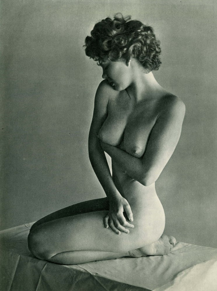 ANDRE DE DIENES - Support - Original vintage photogravure