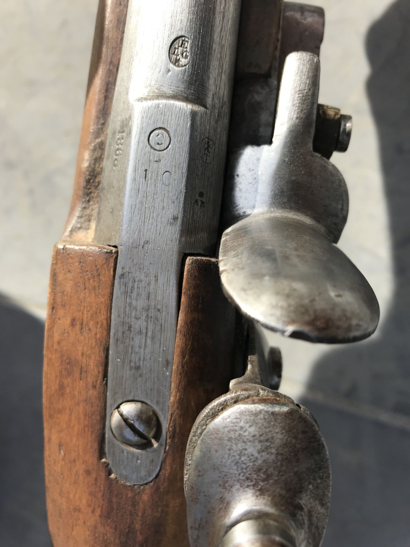 Belgique: Fusil de traite liégeois du modèle du mousqueton de cavalerie français modèle 1777 utilisé - Image 2 of 9