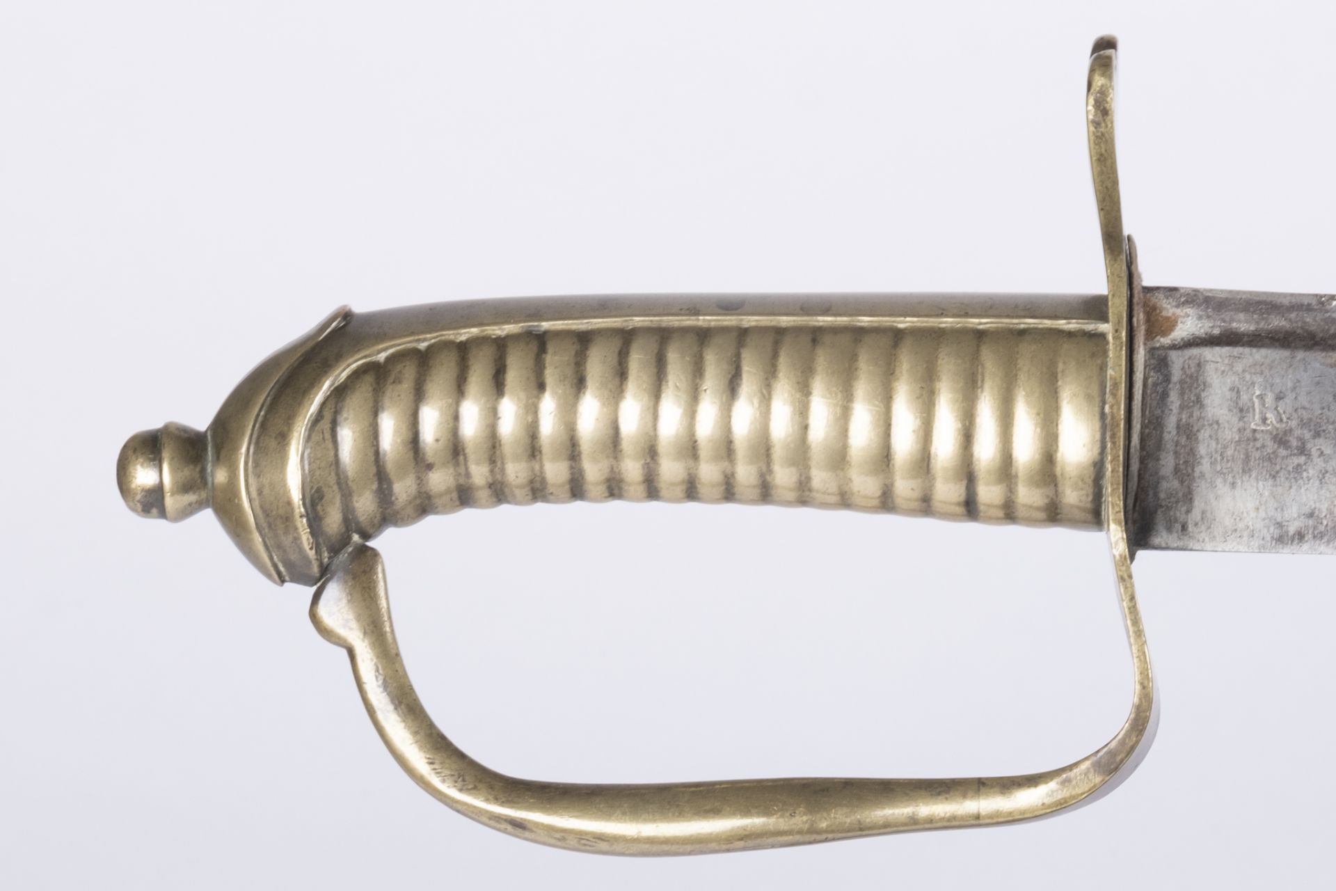 France: Sabre d'infanterie Louis XVI. Sabre d'infanterie modèle 1767, garde d'un seul tenant - Image 2 of 3