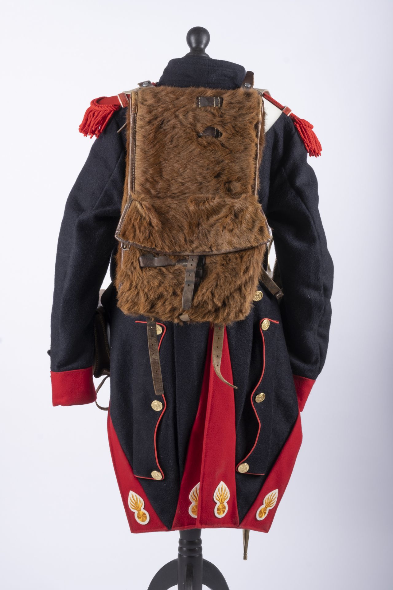 France: Lot grognard de l'Empereur. Reproduction contemporaine d'un habit veste, d'un gilet, d'un - Image 4 of 9