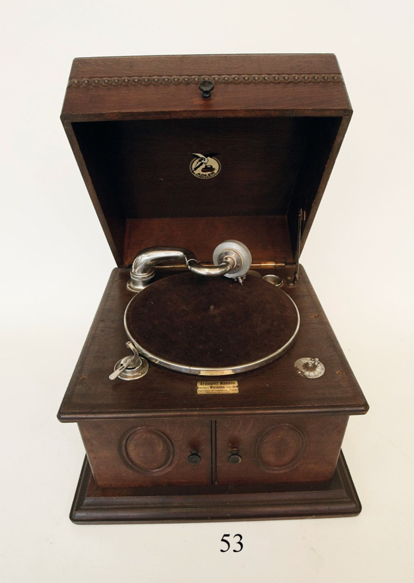 Altes Grammophon, Marke Adler Phonograph, um 1900Kplt. im Holzgehäuse. Sehr schön erhalten.<b