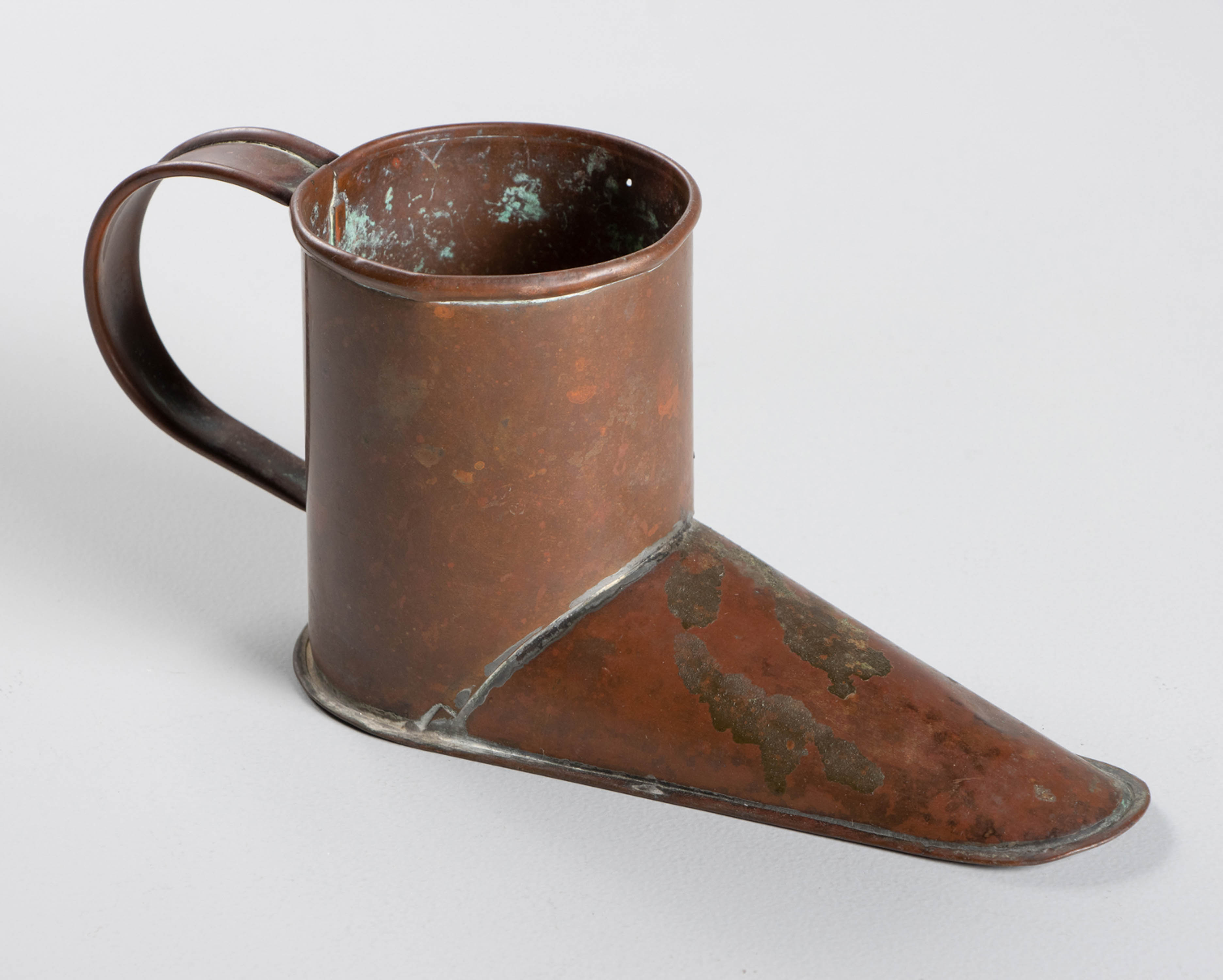 AN ENGLISH COPPER ALE WARMER, LATE 18TH/EARLY 19TH CENTURY
