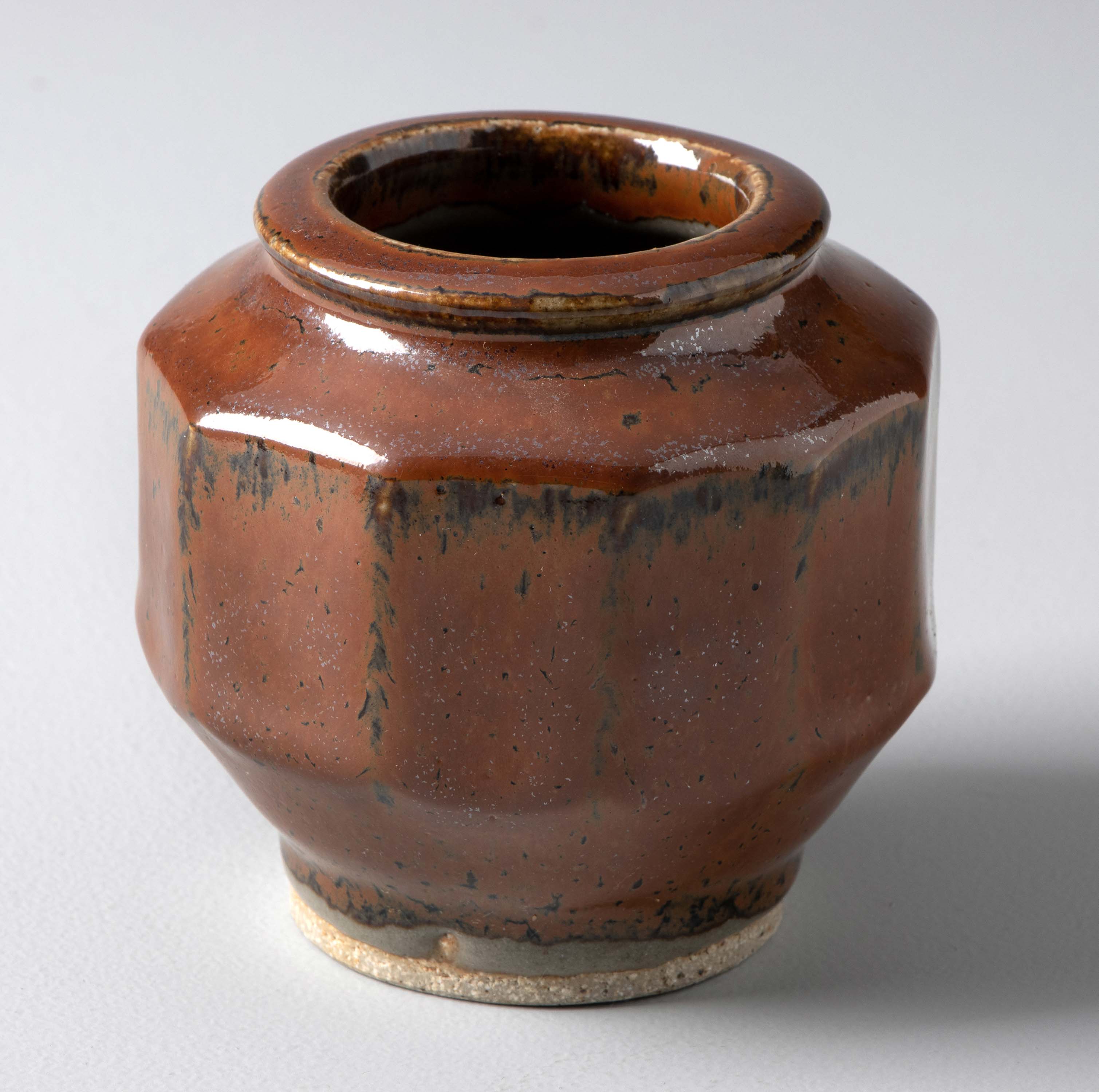 HYM RABINOWITZ (SOUTH AFRICAN 1920 - 2010): A SMALL VASE
