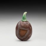 A CHINESE BANDED AGATE "AUBERGINE" SNUFF BOTTLE, QING DYNASTY, 19TH CENTURY