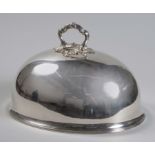 AN OLD SHEFFIELD PLATE MEAT DISH COVER, GOLDSMITH ALLIANCE LIMITED, LONDON CIRCA 1820