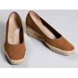 A PAIR OF TAWNY VINTAGE SALVATORE FERRAGAMO ESPADRILLE WEDGES