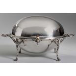 AN ELECTROPLATE ROLLTOP BREAKFAST DISH, GOLDSMITHS AND SILVERSMITHS COMPANY, LONDON
