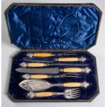 A CASED SILVER PLATED CARVING SET, JOHN NODDER AND SONS, SHEFFIELD, LATE 19TH CENTURY