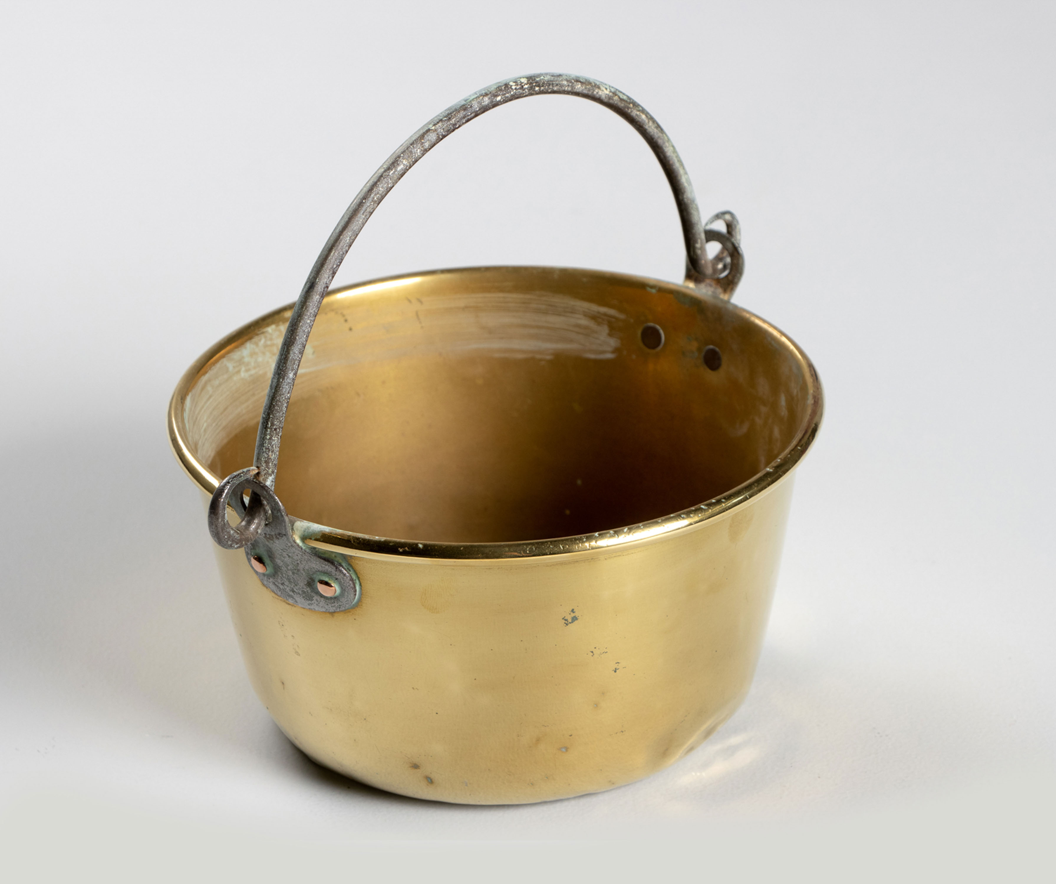 A BRASS JAM BOILER, 19TH CENTURY