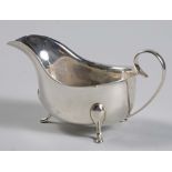 A GEORGE V SILVER SAUCE BOAT, BARKER BROTHERS SILVER LTD, BIRMINGHAM, 1932