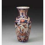 A JAPANESE IMARI "DOVE AND PRUNUS" VASE, MEIJI PERIOD, 1868 - 1912