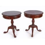 A PAIR OF VICTORIAN MAHOGANY OCCASIONAL TABLES