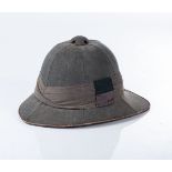 A SOUTH AFRICAN UNION ARMY WOLSLEY PATTERN PITH HELMET