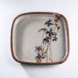 TIM MORRIS (SOUTH AFRICAN 1941-1990) : A STONEWARE PLATTER