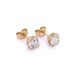 A PAIR OF CLASSIC SOLITAIRE 4 CLAW DIAMOND STUDS