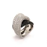 A OVERLAP BLACK AND WHITE DIAMOND DRESS RING