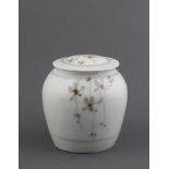 ESIAS BOSCH (SOUTH AFRICAN 1923 - 2010): A PORCELAIN GINGER JAR AND COVER