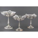 A SET OF THREE EDWARDIAN VII SILVER COMPORTS, MAPPIN AND WEBB LTD, SHEFFIELD, 1909