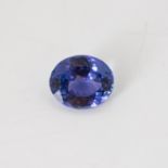 AN UNMOUNTED OVAL MIXED-CUT TANZANITE