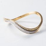 A DIAMOND HINGED BANGLE