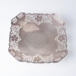 AN ELIZABETH II SILVER FRUIT DISH, PISTON PRODUCTS LIMITED SHEFFIELD 1958