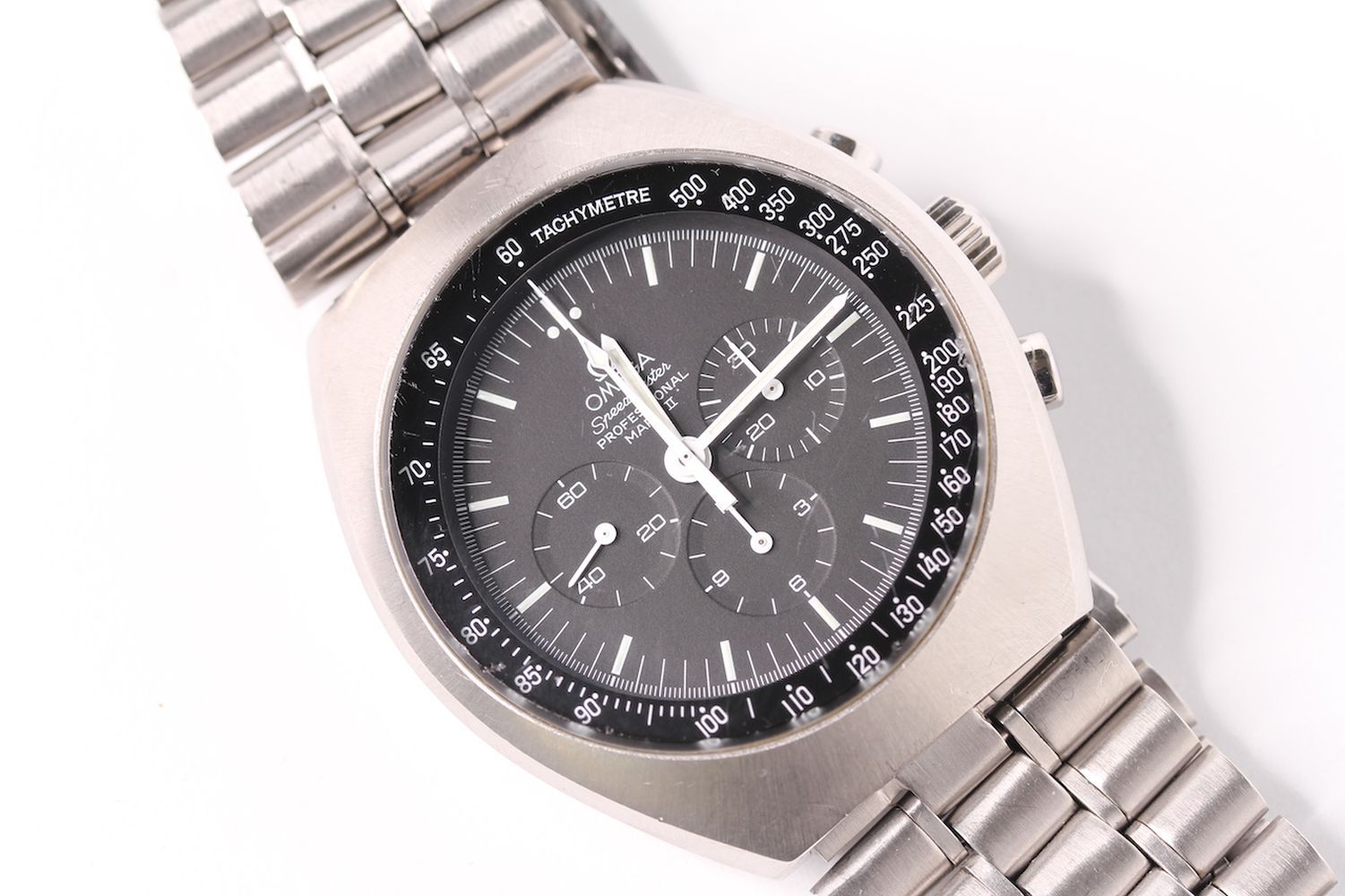 VINTAGE OMEGA SPEEDMASTER MARK II REFERENCE 145.014 CIRCA 1970 WITH BOX AND BOOKLET, circular - Image 3 of 7