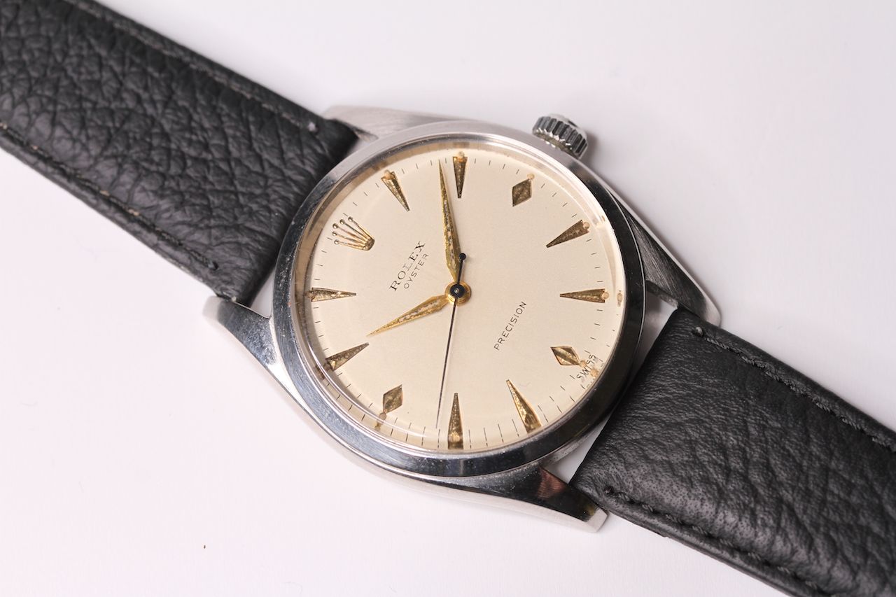 VINTAGE OVERSIZED ROLEX OYSTER PRECISION REFERENCE 6424, cream dial with gilt dagger hour markers