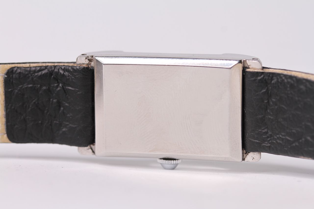 RECTANGULAR OMEGA WRISTWATCH CIRCA 1930S - Image 2 of 4