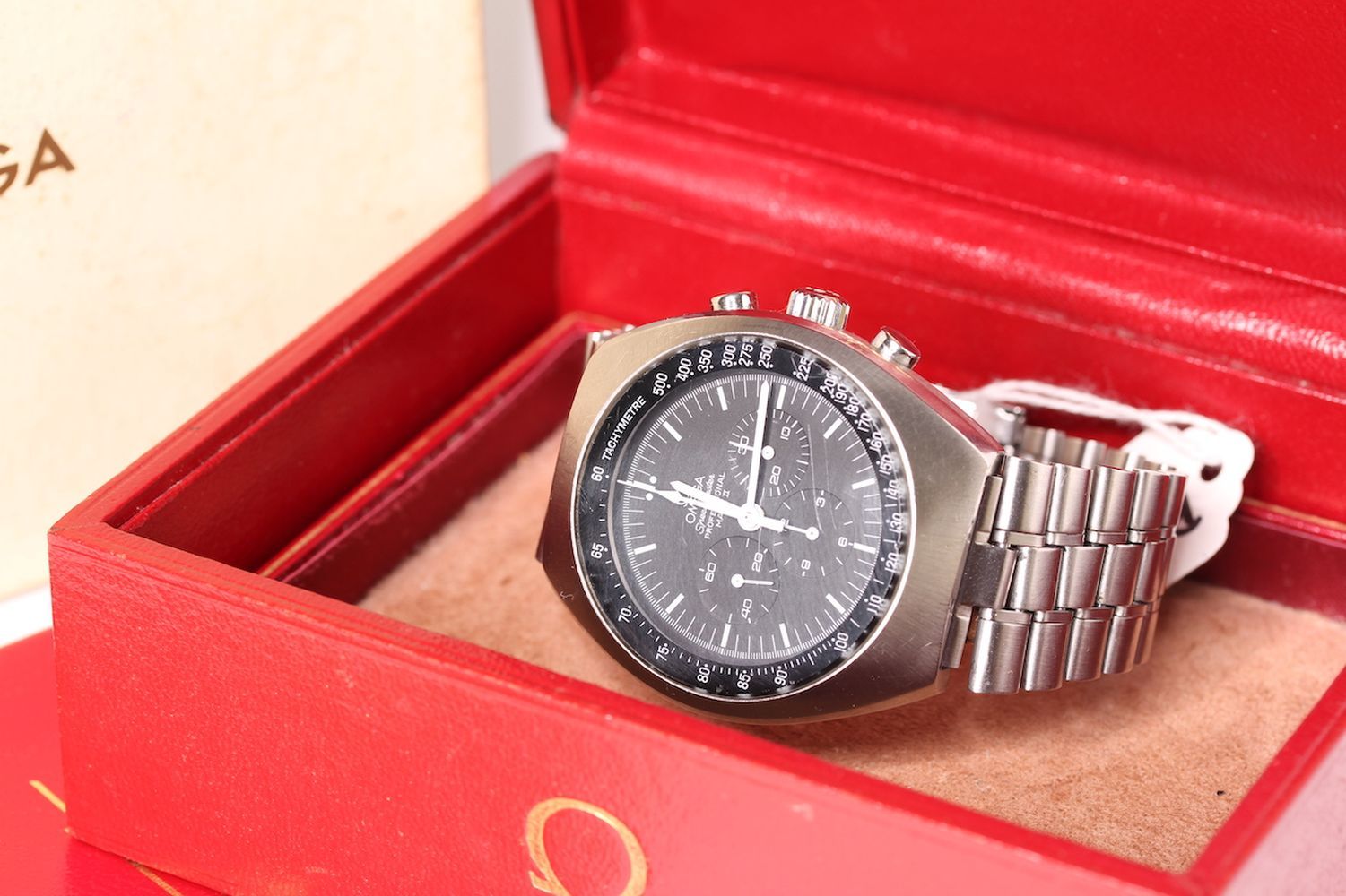 VINTAGE OMEGA SPEEDMASTER MARK II REFERENCE 145.014 CIRCA 1970 WITH BOX AND BOOKLET, circular