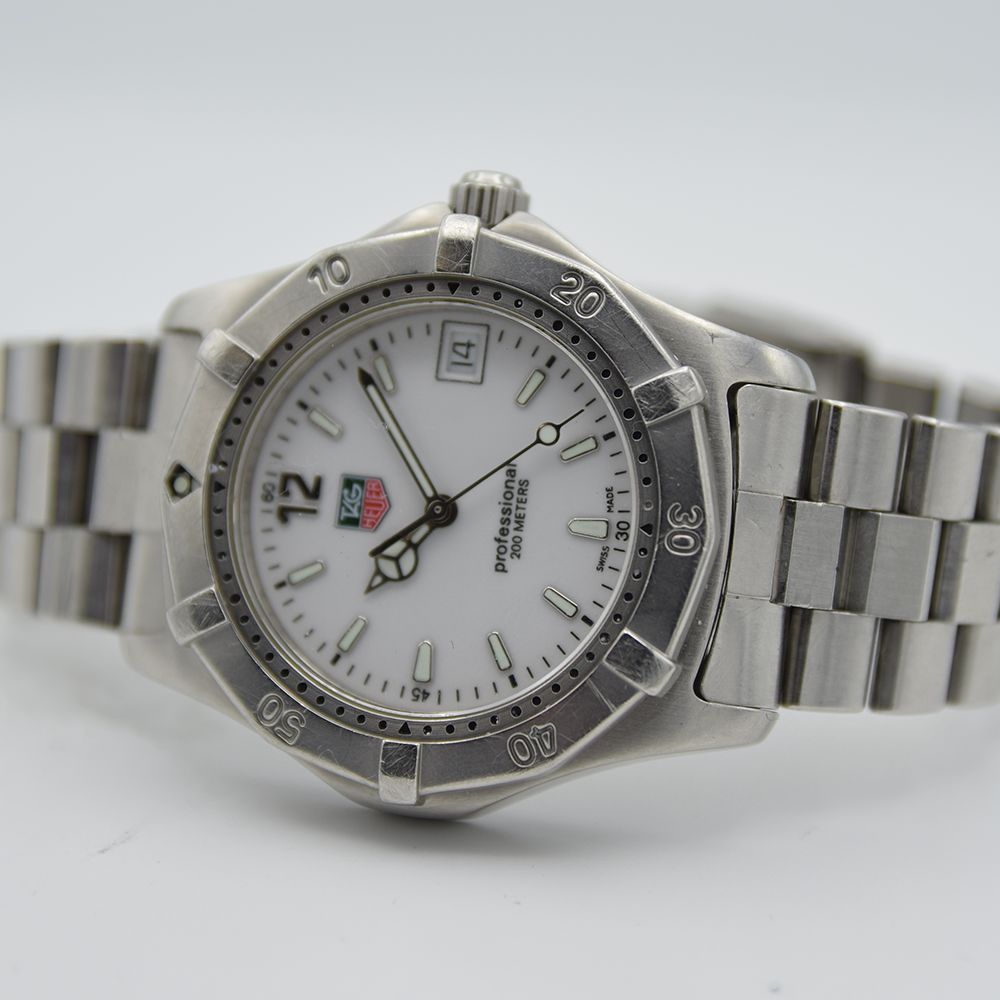 GENTLEMAN'S TAG HEUER PROFESSIONAL 2000 SERIES WHI - Image 2 of 4