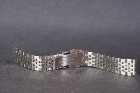 BRAND NEW STAINLESS STEEL BEADS OF RICE BRACELET W/ DEPLOYMENT CLASP, produced in stainless steel, - Image 3 of 3