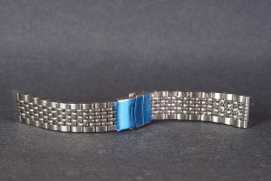 BRAND NEW STAINLESS STEEL BEADS OF RICE BRACELET W/ DEPLOYMENT CLASP, produced in stainless steel,