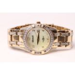 *TO BE SOLD WITHOUT RESERVE* LADIES INGERSOLL SWISS WRISTWATCH IGO117, circular mother of pearl dial