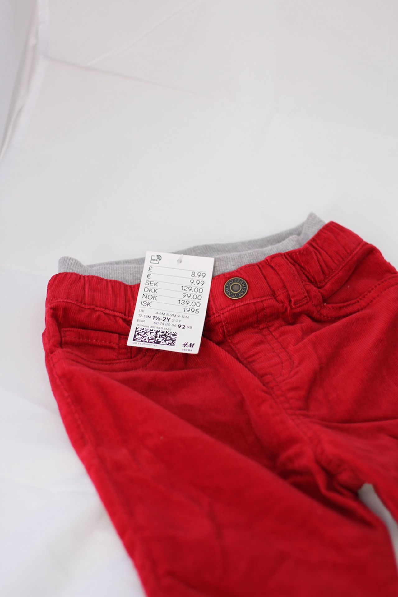 H&M BABY TROUSERS NEW WITH LABELS, Colour : RED, AGE: 1-2YRS, SIZE: UNKNOWN, CONDITION GRADE: 1 VERY - Image 2 of 2