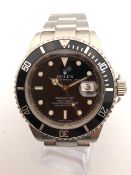 GENTLEMENS ROLEX SUBMARINER 16610 T WRISTWATCH, black dial with hour markers, date at 3 0'clock, V