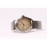 VINTAGE ROLEX OYSTER ROYAL REFERENCE 6142 CIRCA 1963, circular cream dial with patina, block and