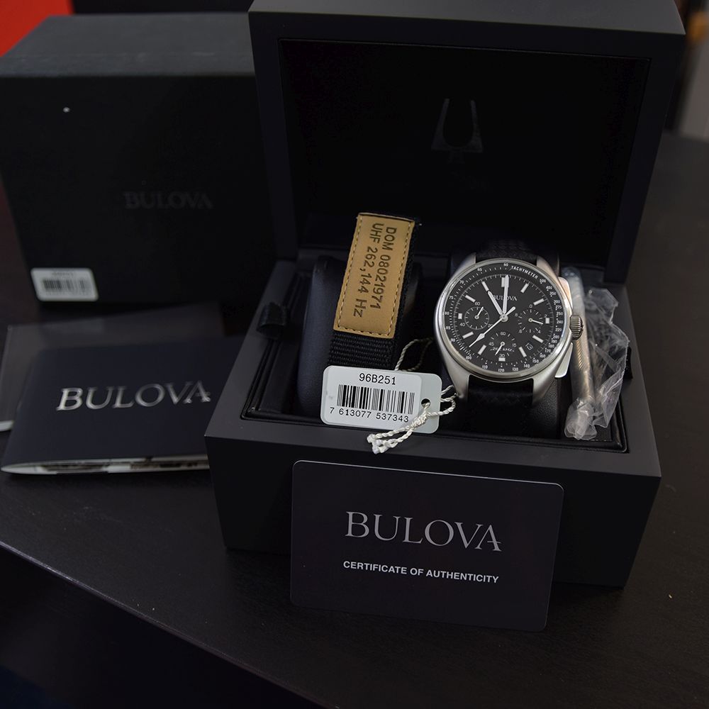 GENTLEMAN'S BULOVA LUNAR PILOT CHRONOGRAPH, REF. 96B251, BOX AND PAPERS PLUS ACCESSORIES, UHF 262 - Image 3 of 5