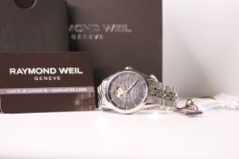 RAYMOND WEIL AUTOMATIC WRISTWATCH, black dial with baton hour markers, steel bracelet, automatic